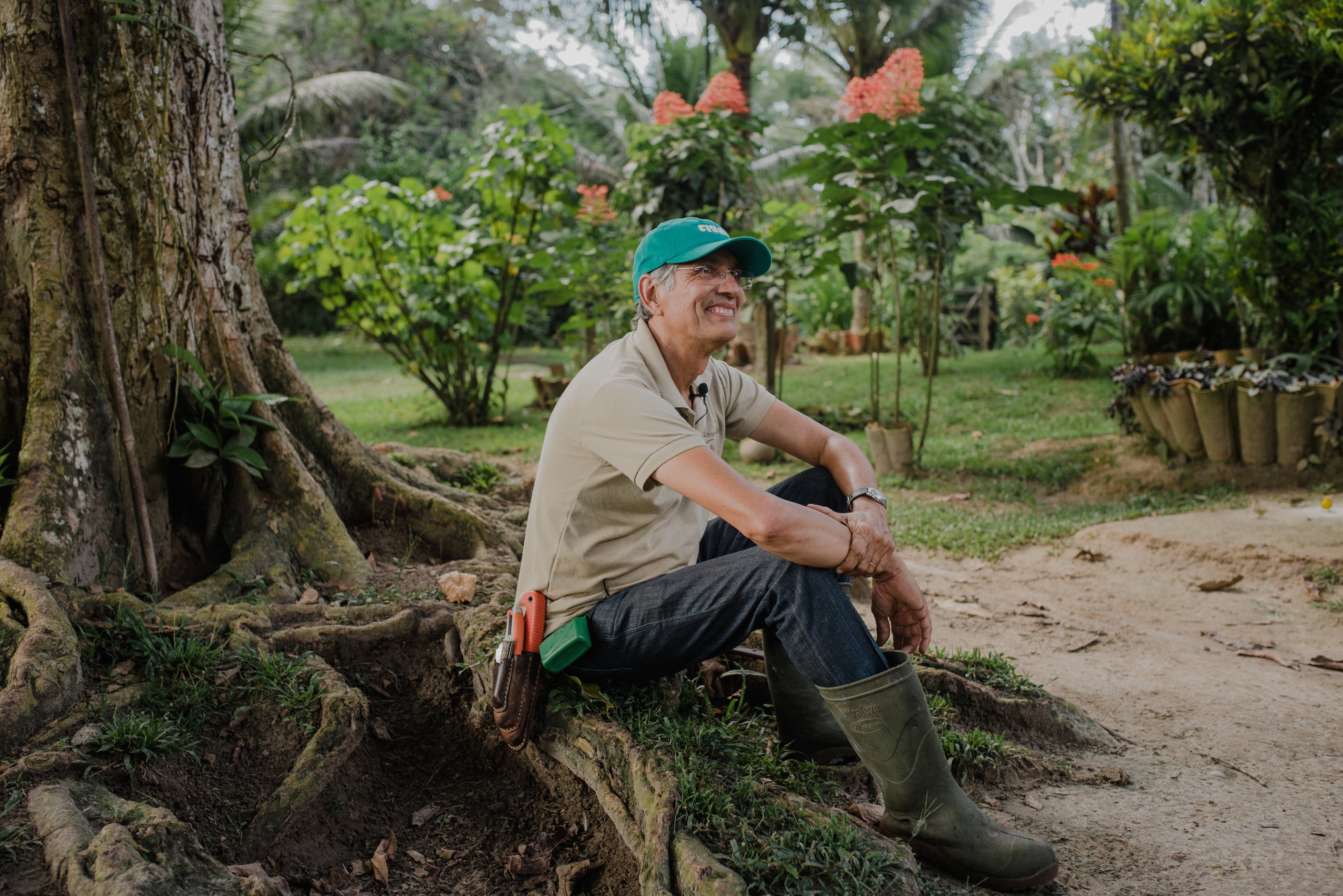 Meet Luciano, owner of Fazenda Sao Sebastiao and farmer for figa foods. Figa Foods Partner farms use regenerative practices and agroforestry techniques. Cupuacu grows next to cacao, acai, bananas and other tropical fruits.
